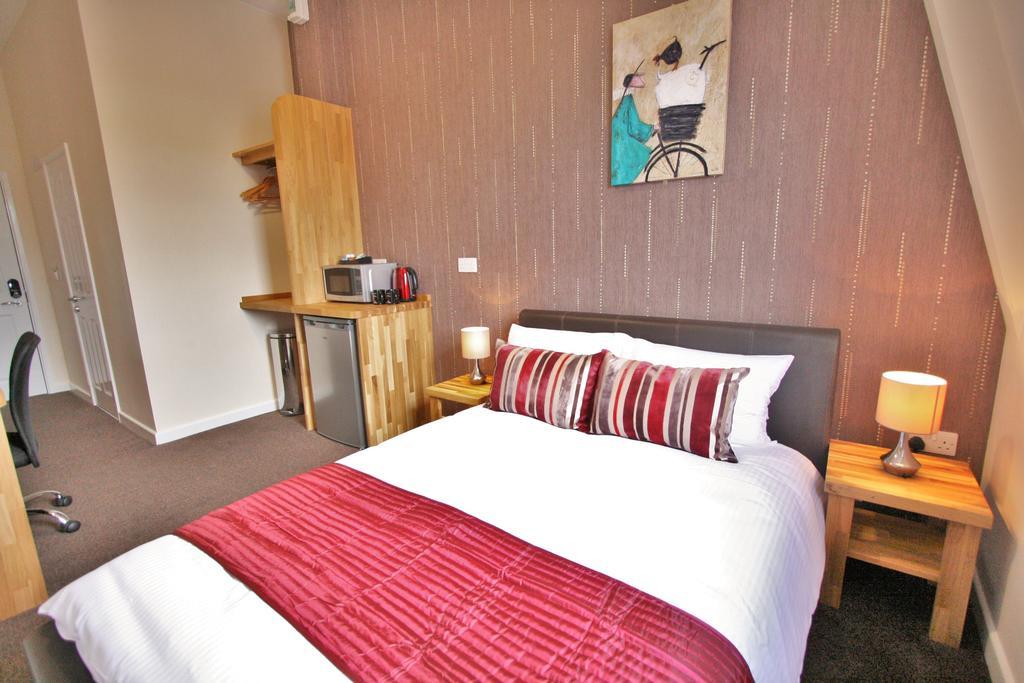 Central Hotel Gloucester By Roomsbooked Room photo